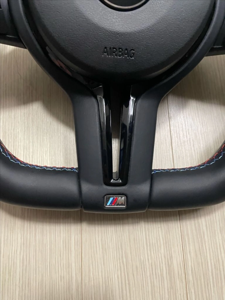 bmw m핸들 이미지