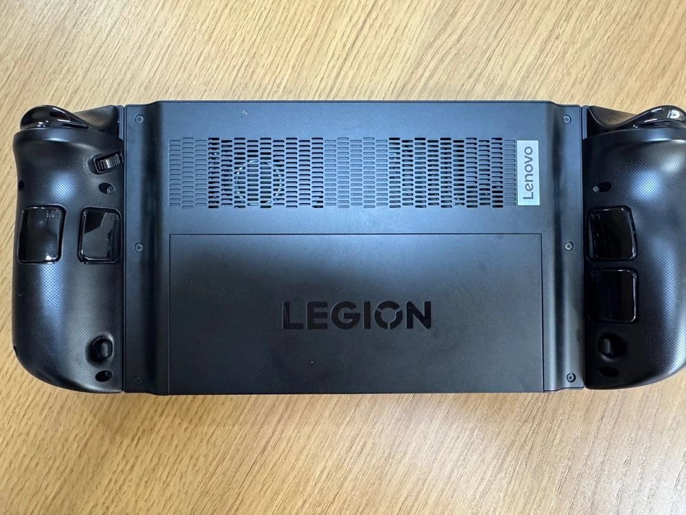 레노버 리전고 게이밍 PC 2TB Lenovo Legion Go 2TB 이미지
