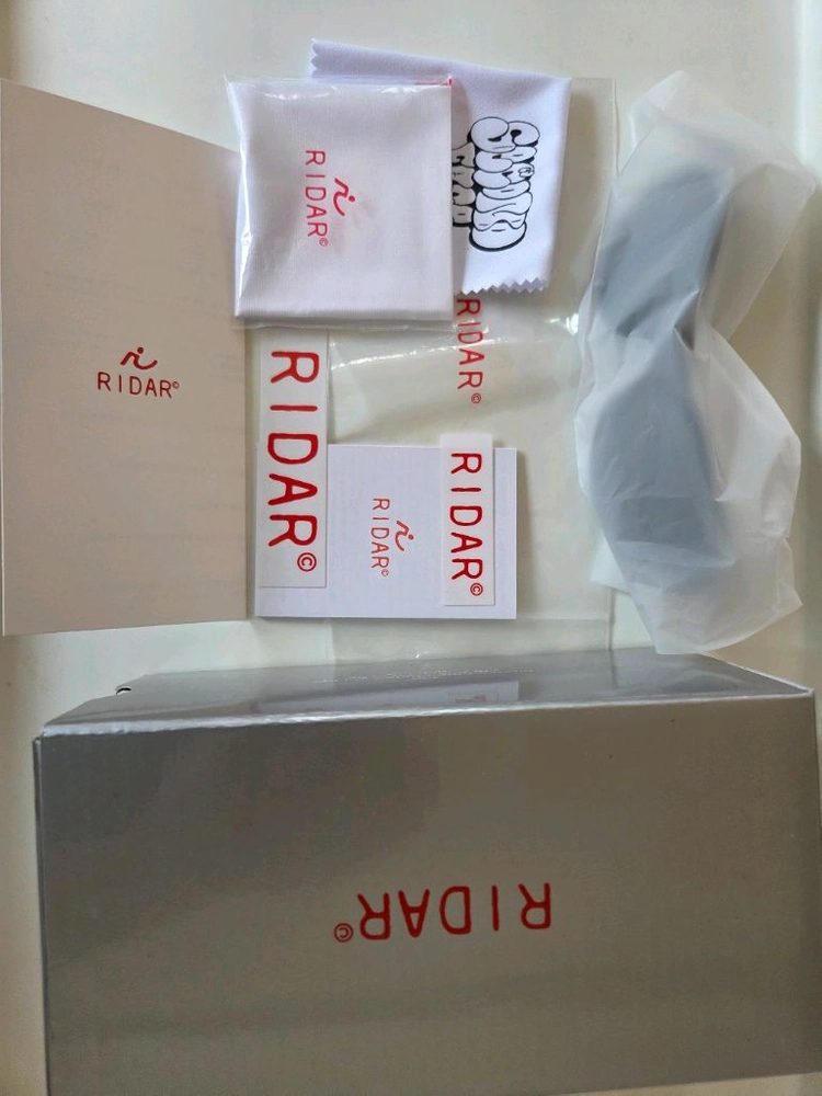 라이다 피버 선글라스 R031 모델 판매합니다 이미지