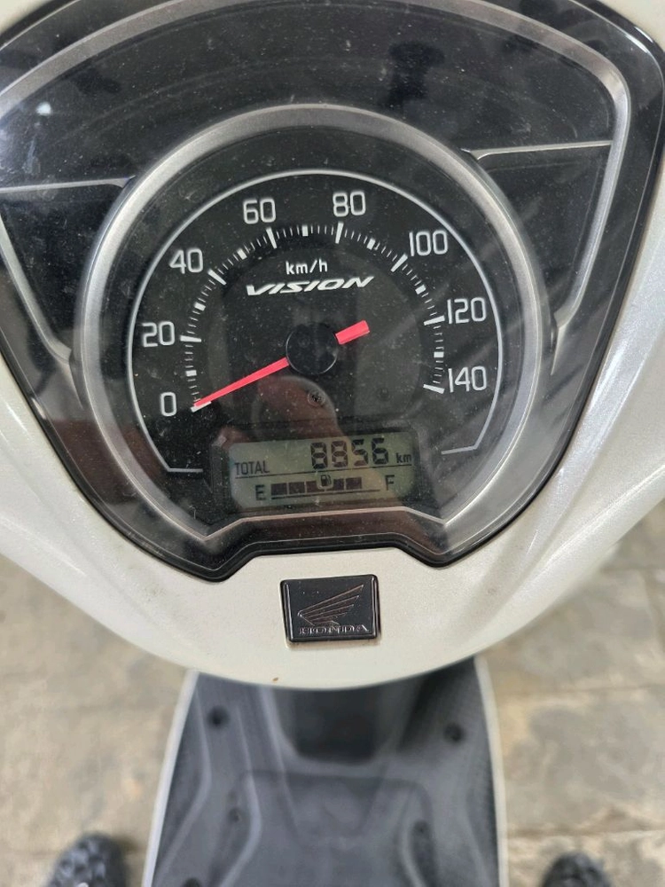 비전110 21년식 이미지
