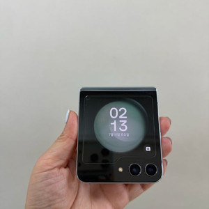 (부산중고폰)갤럭시z플립5 민트 256기가 액정배터리 새제품 판매해요 이미지