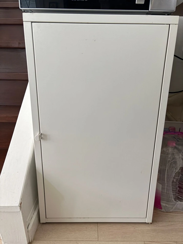 이케아 철제 수납장 이미지