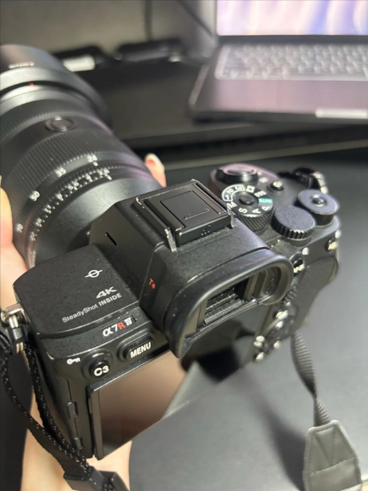 소니 a7r4+2470gm2 이미지