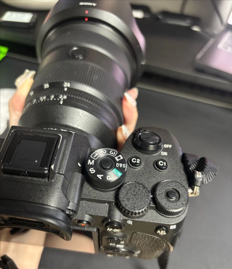 소니 a7r4+2470gm2 이미지