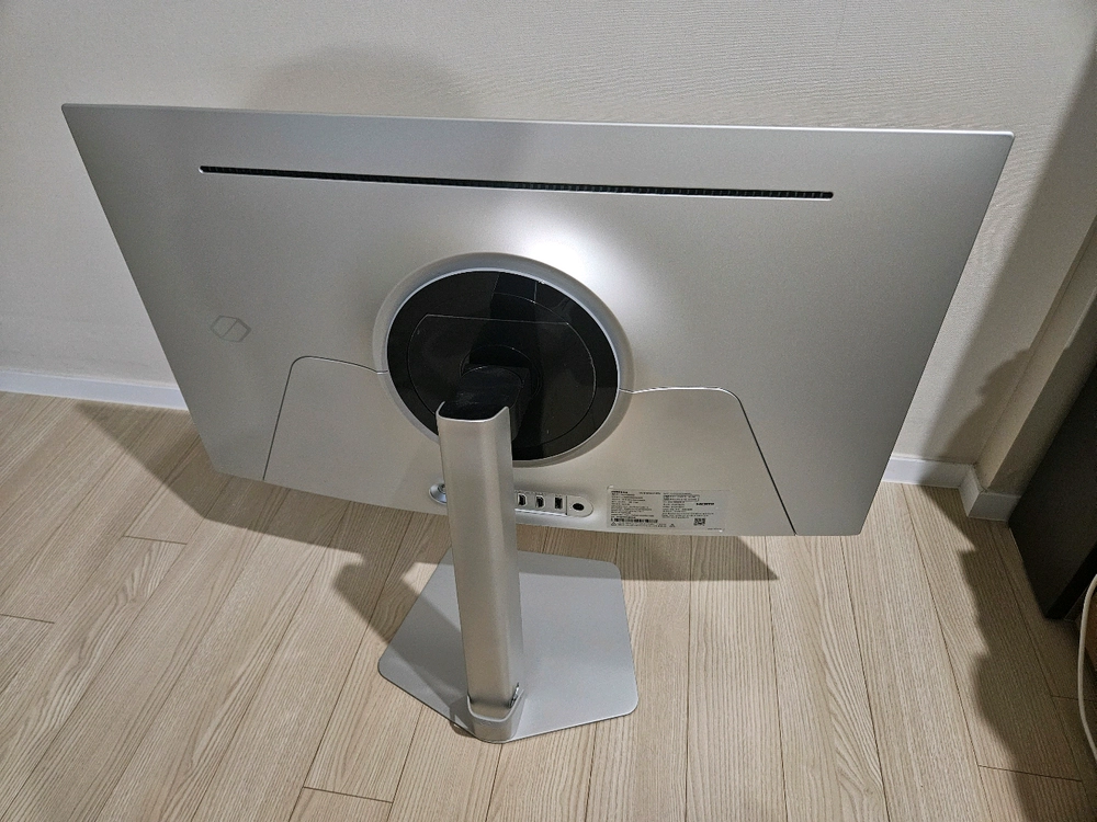 삼성 G80SD OLED 4K 240hz 모니터 판매 이미지