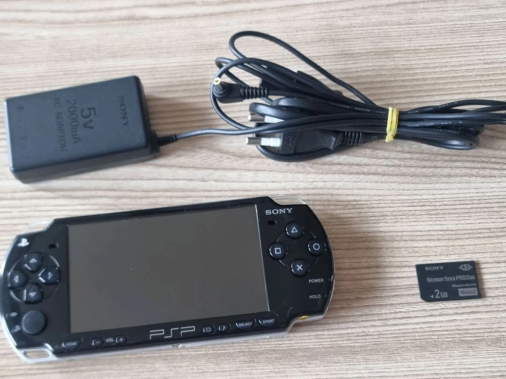 소니 플레이스테이션 포터블 정발 PSP-2005 피아노블랙 - 안심되는 중고거래