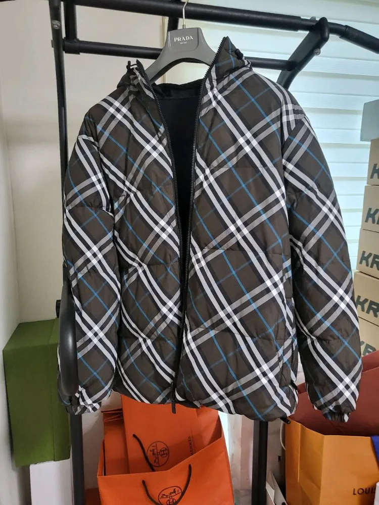 24FW 버버리 ekd 체크 리버시블 후드패딩 m 이미지