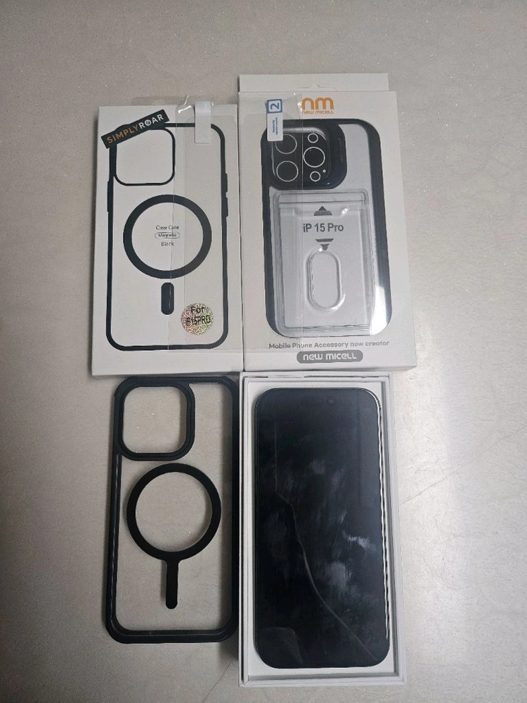 아이폰 15 Pro 256GB 블랙티타늄 이미지