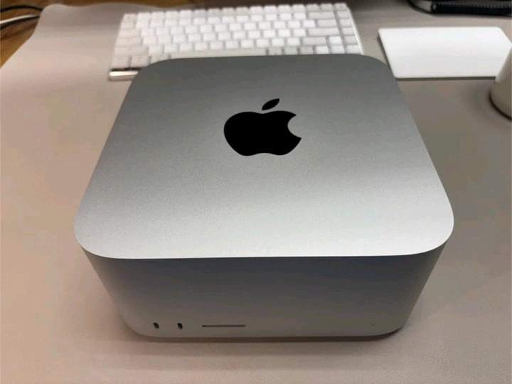맥스튜디오 2022 (M1 Max/32GB/1TB) - 안심되는 중고거래