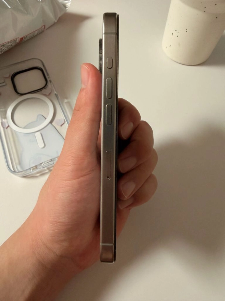 아이폰 15프로 내츄럴 티타늄 256GB A급 이미지