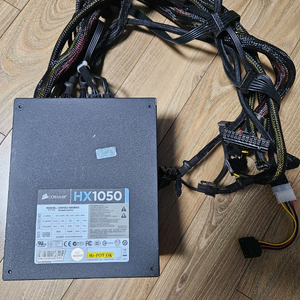커세어 1050W 파워서플라이 이미지