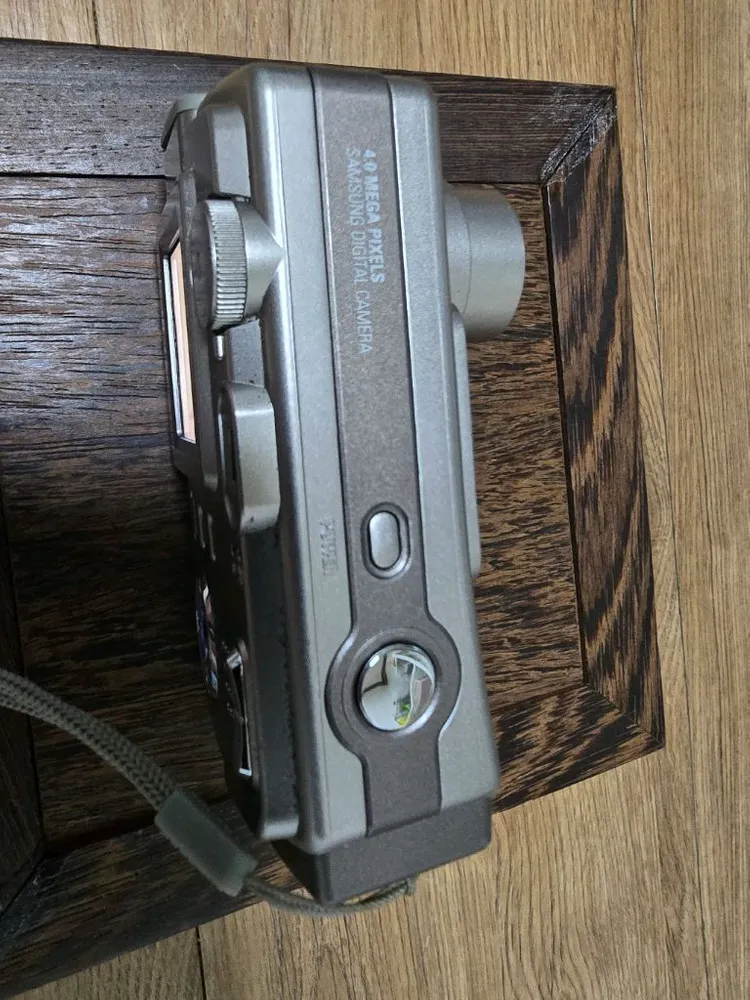 삼성 케녹스 D430 디지털 카메라 이미지
