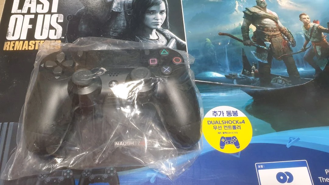 ps4 듀얼쇼크4 신형 신품 미사용품 - 안심되는 중고거래