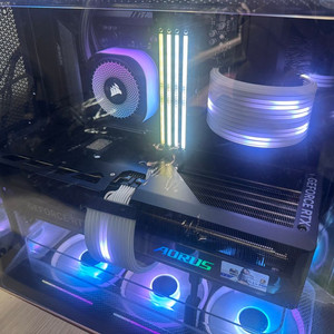[전체X]게이밍 PC 반본체 9800X3D B850 5070TI 850W 이미지