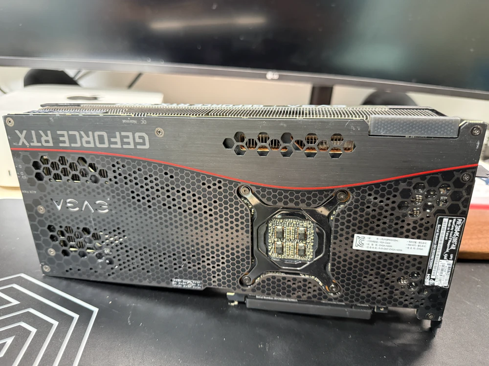 EVGA RTX3090 FTW3 Ultra 이미지