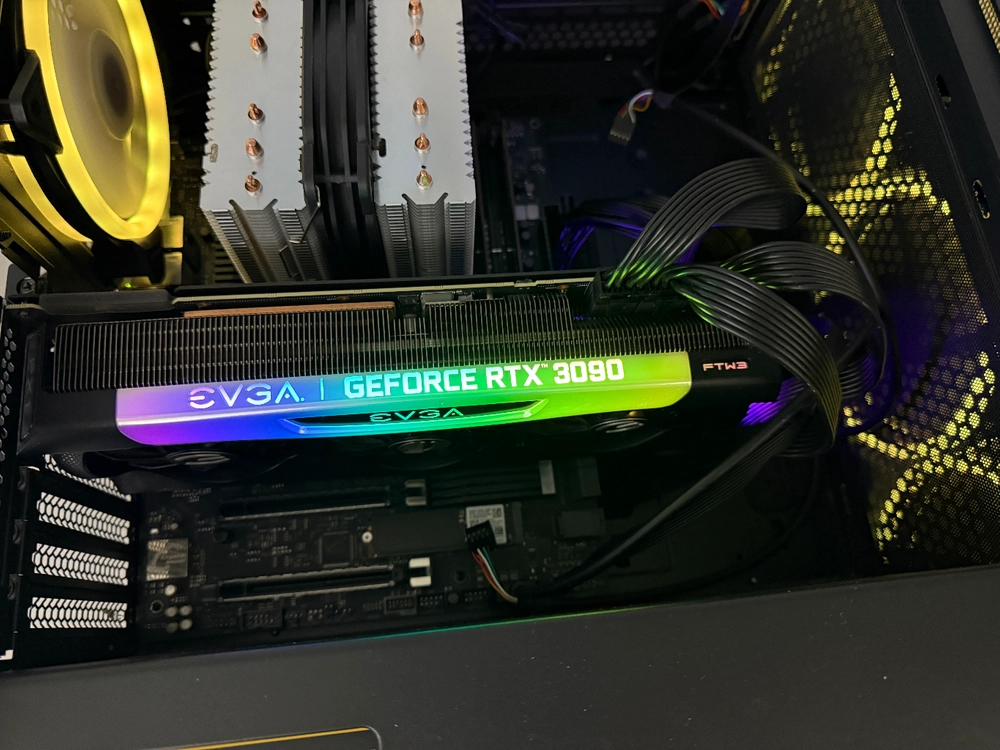 EVGA RTX3090 FTW3 Ultra 이미지