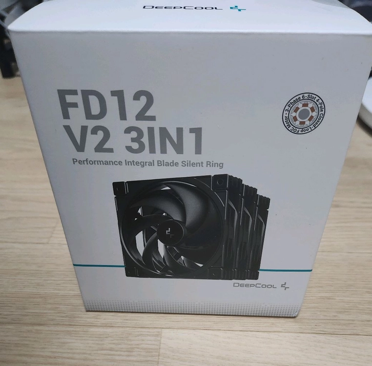 DEEPCOOL FD12 V2 3in1 쿨링팬 케이스팬 컴퓨터 팬 미개봉새제품 이미지