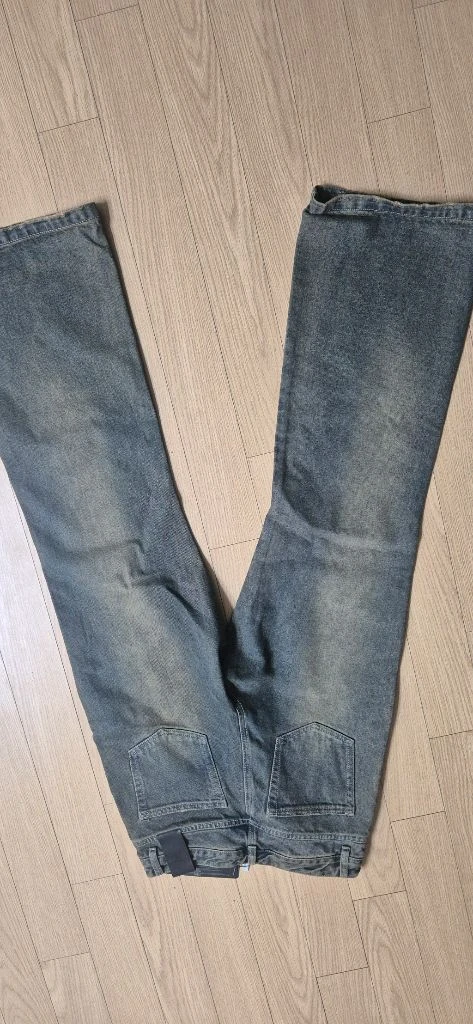 노이어 플레어핏 청바지 새제품 32팔아요. 이미지
