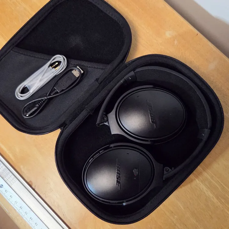 보스 노이즈 캔슬링 무선 헤드폰 QC35 II 이미지