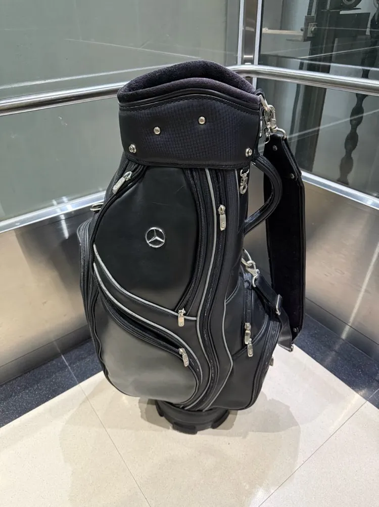 벤츠 BENZ 골프백 라운딩백 캐디백 GOLF 골프 정품직거래만사진참고깨끗개인입니다가까운곳은 2만원추가시 집 문앞에 이미지