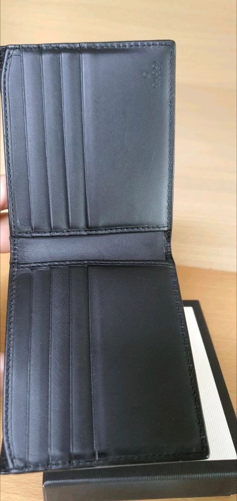 구찌 스네이크 반지갑/지갑 새상품급 정품(감정O)구찌프라다루이비통디올고야드샤넬셀린느보테가생로랑발렌시아가버버리가방 이미지