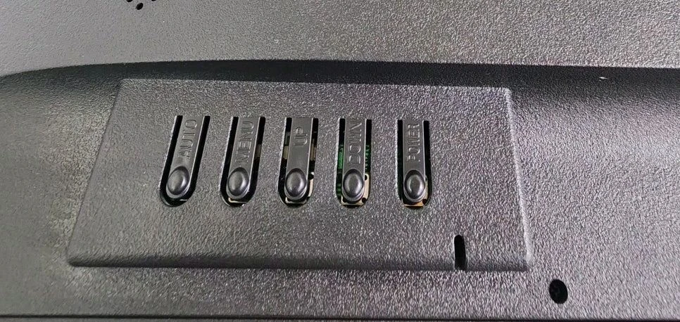 대성글로벌 27인치 LED 벽걸이 모니터 다량 보유 (풀세트/박스 안전발송) 랜덤 발송 이미지