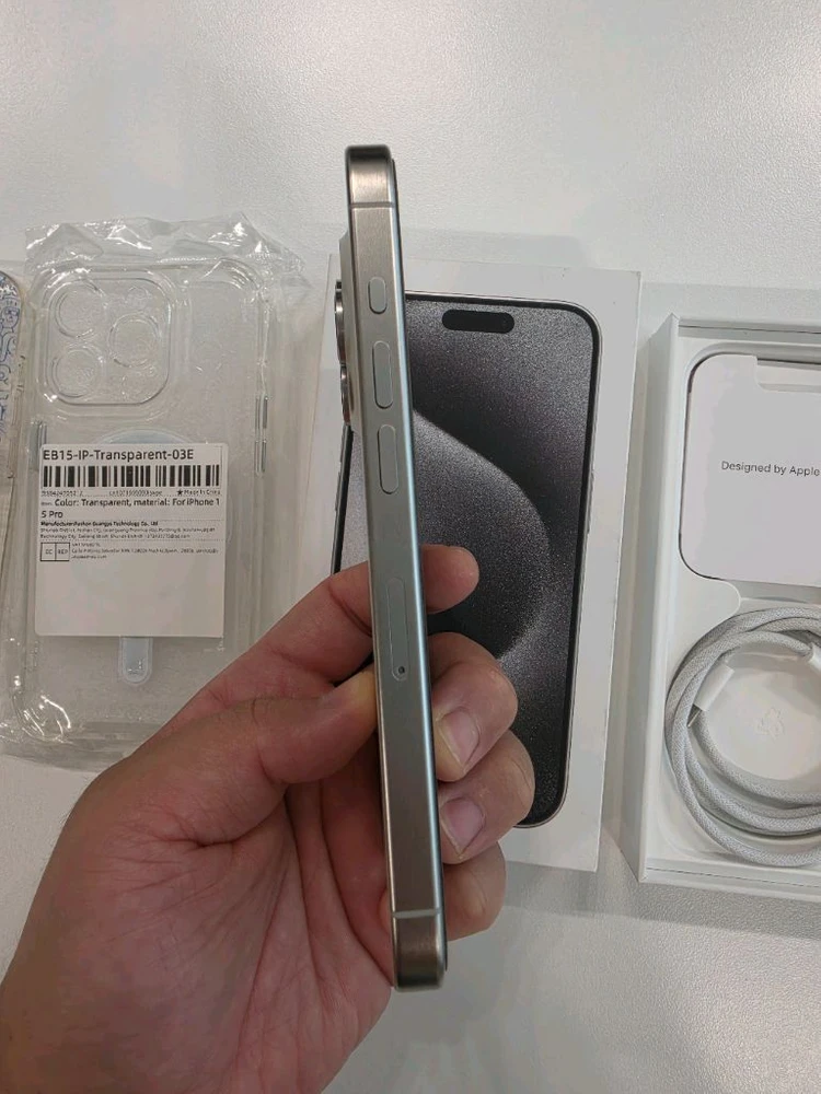 아이폰 15프로 화이트 티타늄 256GB 판매 이미지