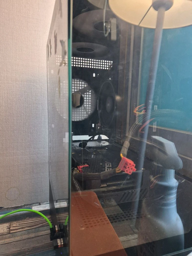 게이밍 컴퓨터 본체 (Ryzen 5 7500F / RX6600 / DDR5 16GB) - 안심되는 중고거래