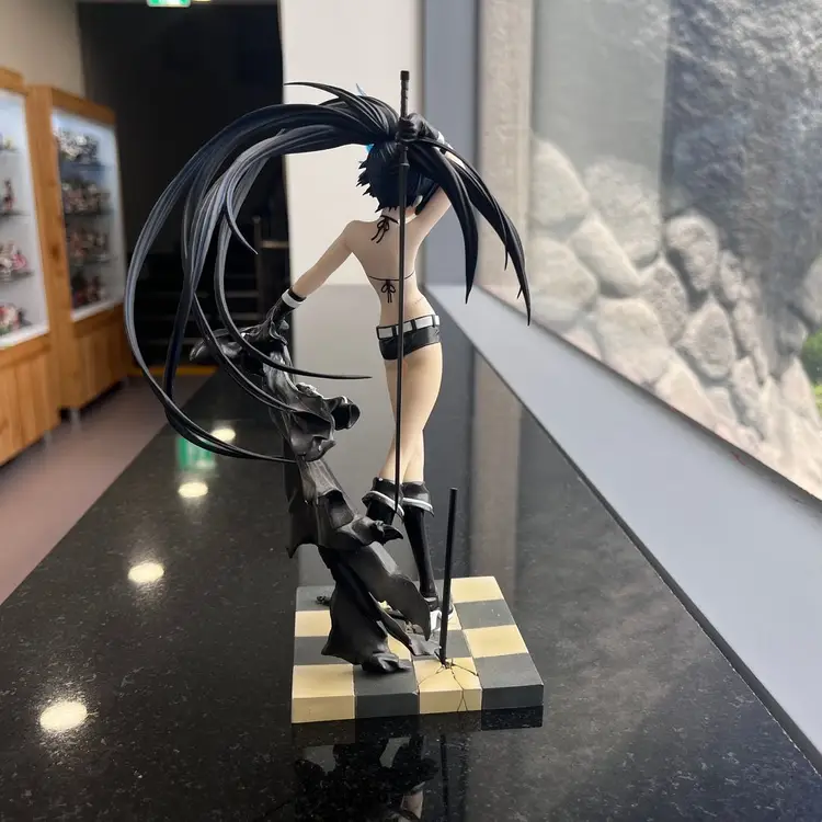 굿스마일 블랙록슈터 블랙 블레이드 버전 피규어 이미지