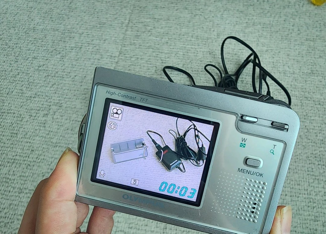 올림푸스 디지털카메라 AZ-1 이미지