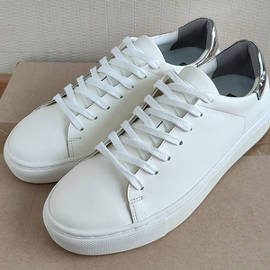 식스핏 가죽스니커즈260 남성 운동화 키높이 새상품 이미지