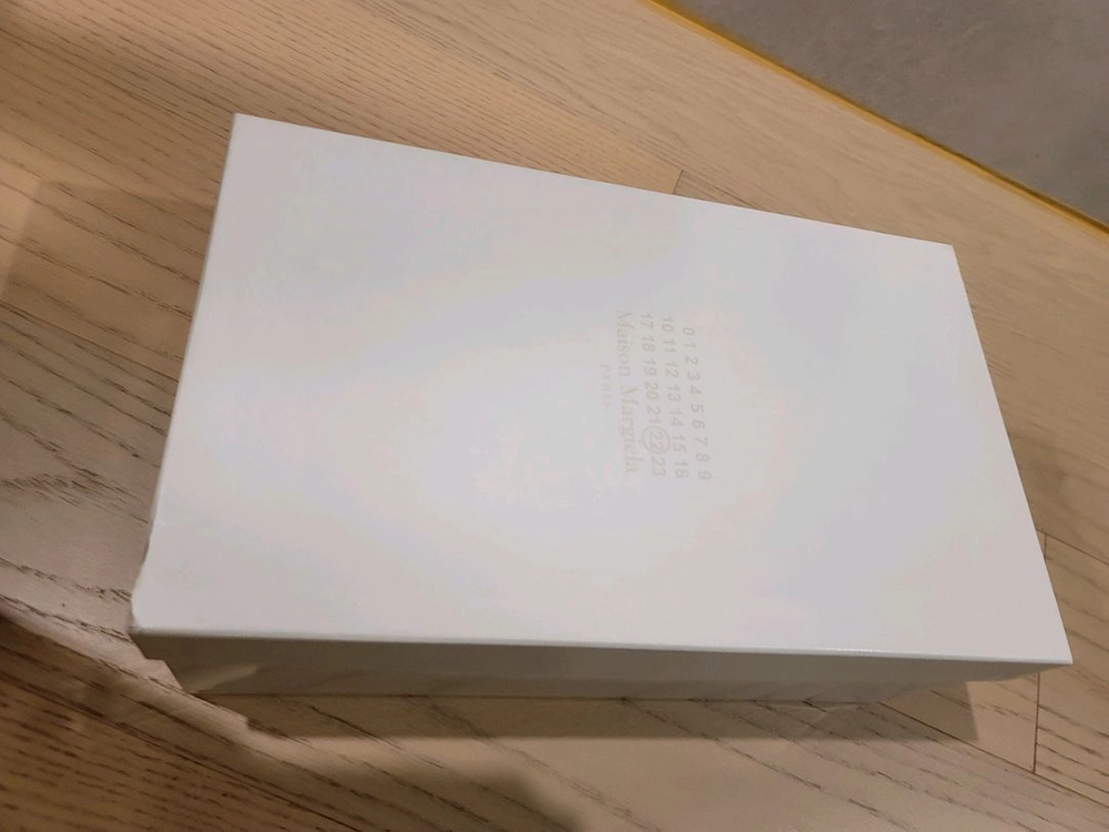 마르지엘라 레플리카 스니커즈(독일군) 43사이즈 이미지