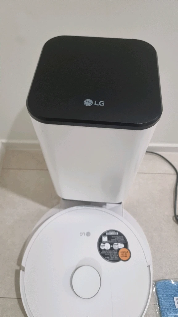 LG 로봇청소기 R5 판매해요 이미지