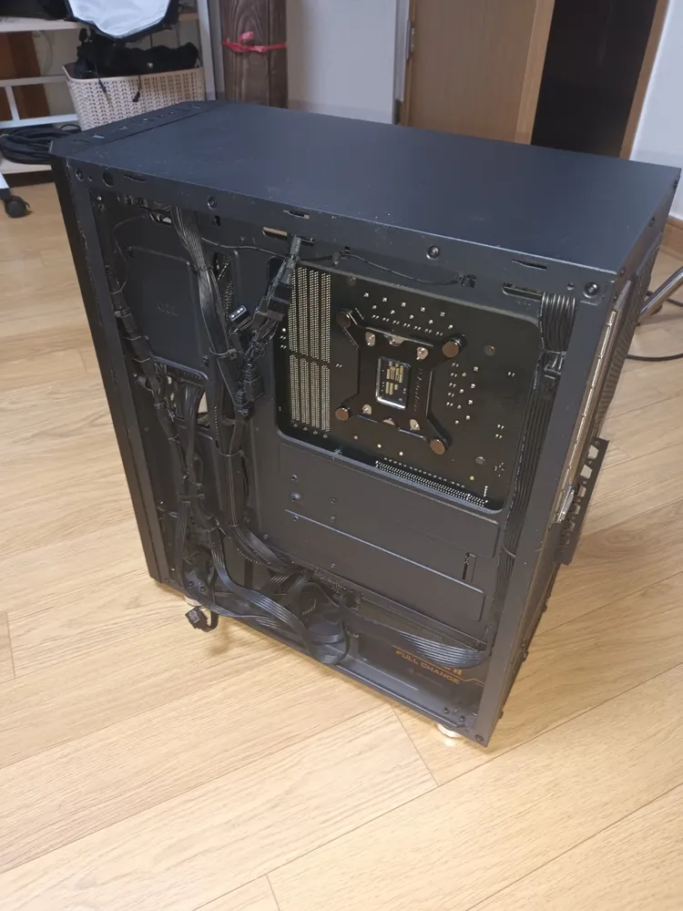 고성능 게이밍 데스크탑 PC i7-12700K - 안심되는 중고거래