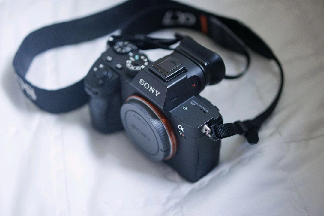 시세보다 20만원 저렴!! 소니 A7R3 풀프레임 카메라 + 탐론 28-75mm g2 렌즈 이미지