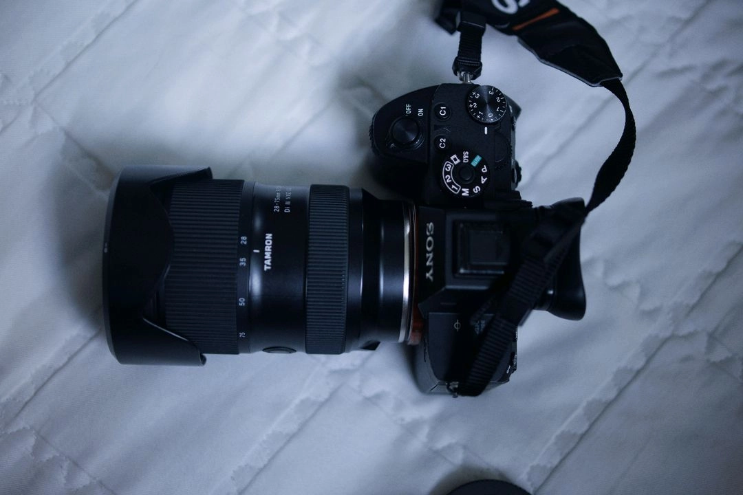 시세보다 20만원 저렴!! 소니 A7R3 풀프레임 카메라 + 탐론 28-75mm g2 렌즈 이미지