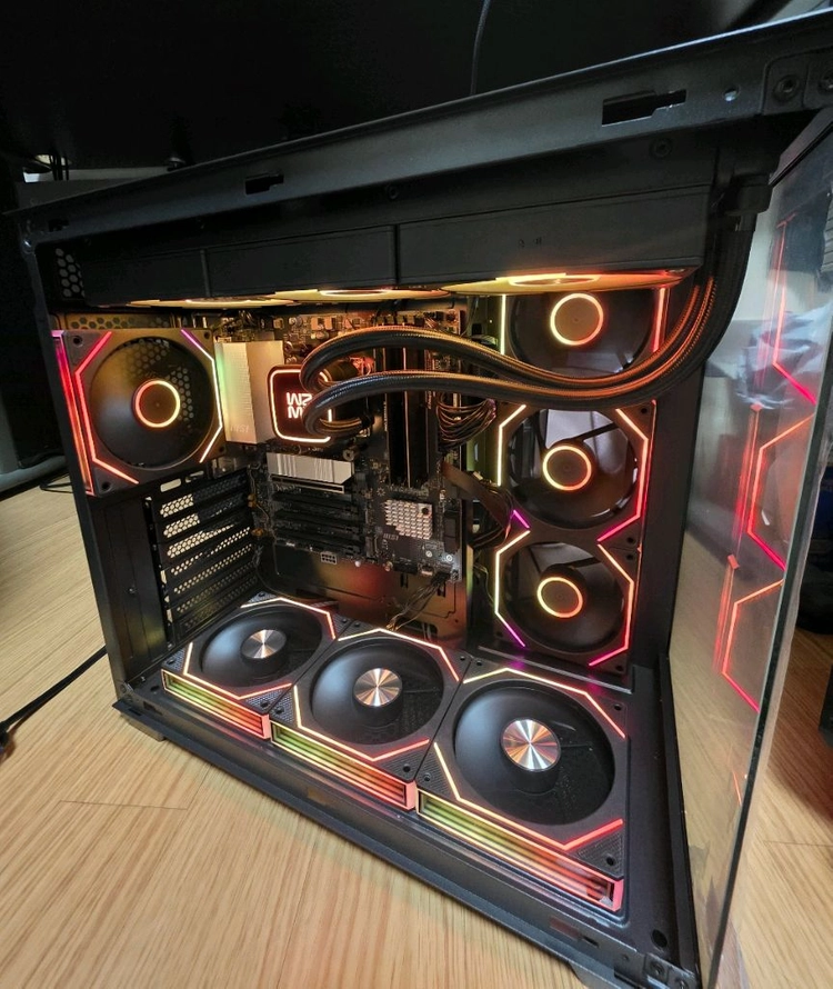 9800x3d 게이밍 반본체 컴퓨터 이미지