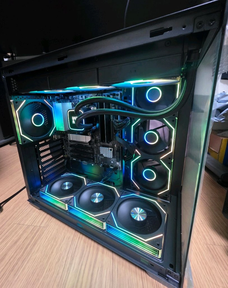 9800x3d 게이밍 반본체 컴퓨터 이미지