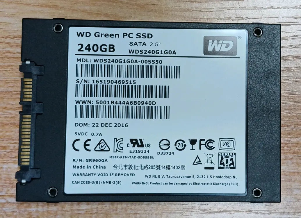 WD GREEN SSD 2.5인치 240GB 이미지