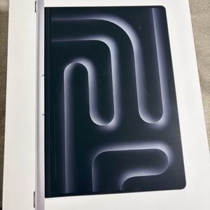 MacBook Pro 14 M5 24GB / 1TB 실버 (미개봉)