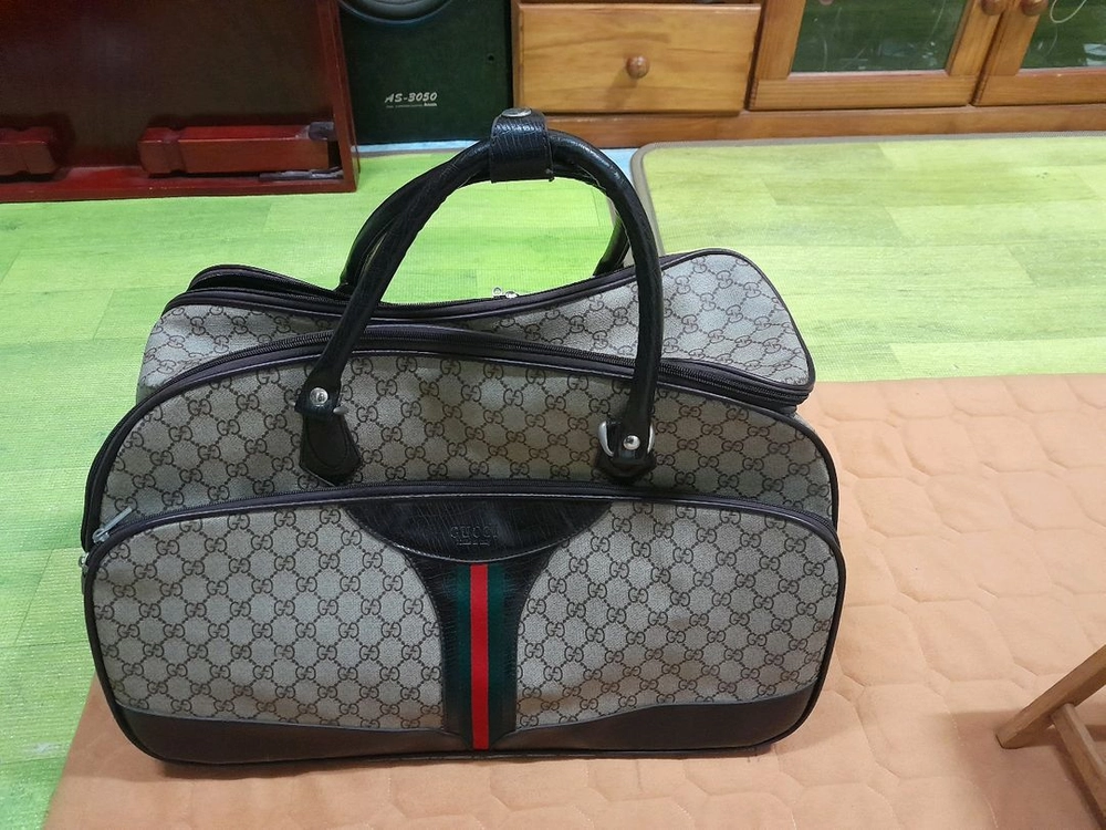 중고 보스튄백.여행용가방 70000원 이미지