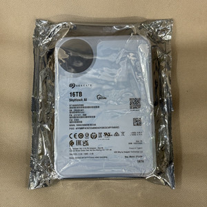 Seagate SkyHawk AI 16TB CCTV HDD NAS 하드디스크 이미지
