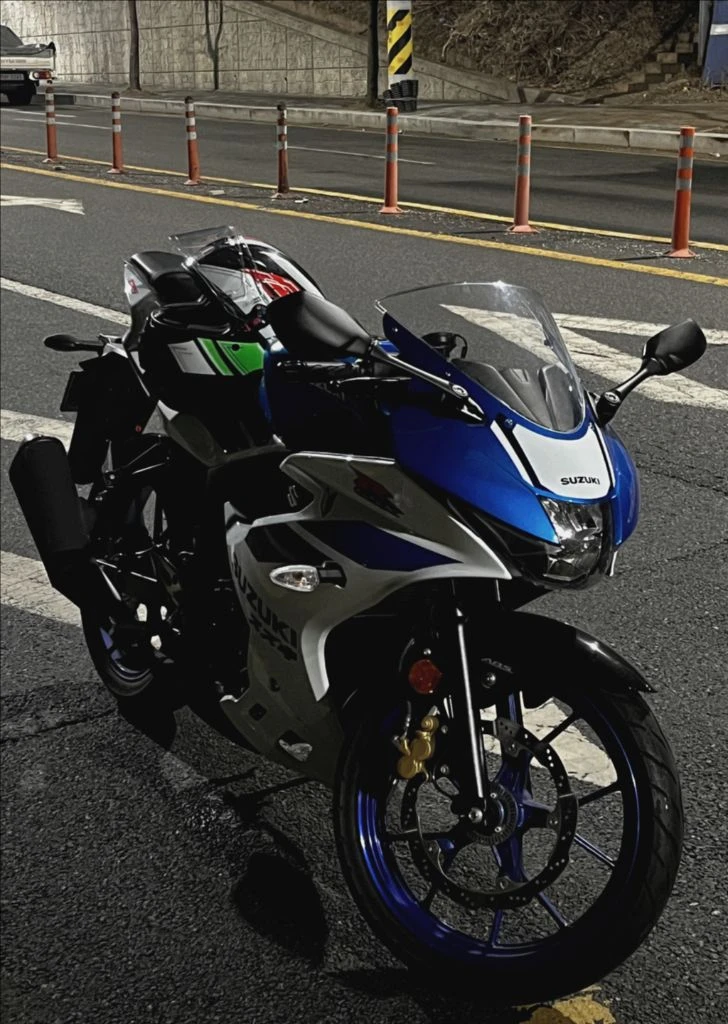 스즈키 gsx-r125 24년식 판매 및 대차 이미지