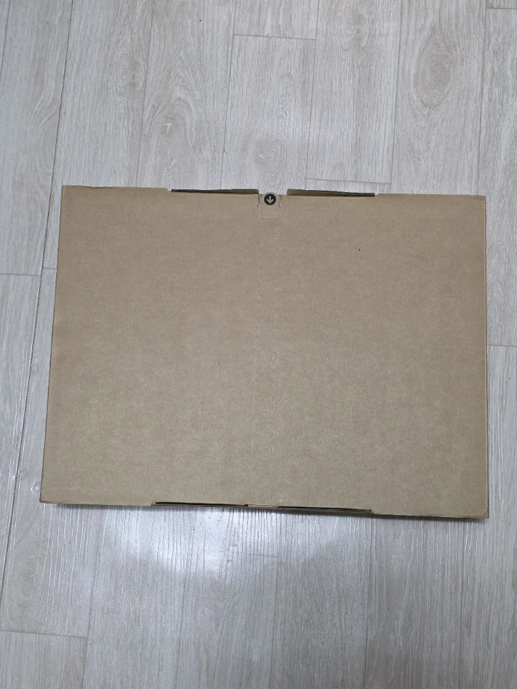 맥북프로16 M5 pro 24GB 1TB 미개봉 팝니다 MGE44KH/A MGEA4KH/A 이미지
