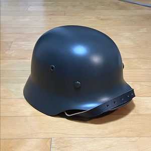 독일군 M40 철모 이미지