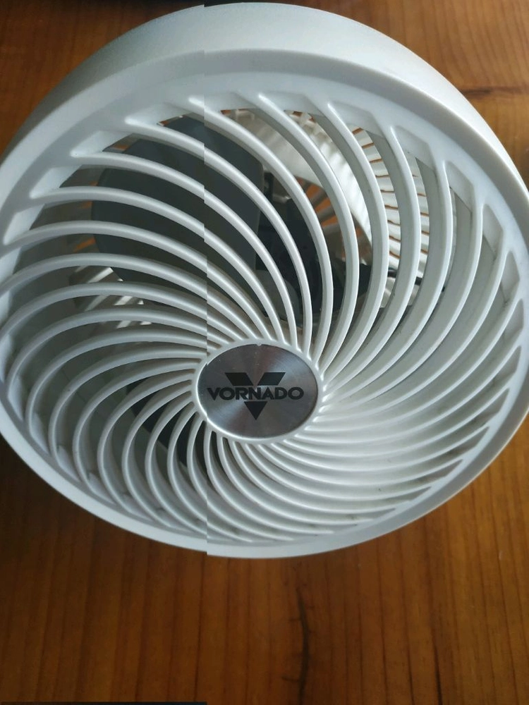발뮤다 서큘레이터, 보네이도 서큘레이터 여러개 판매 이미지