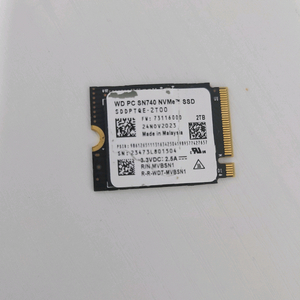 2230 SSD 2TB 이미지