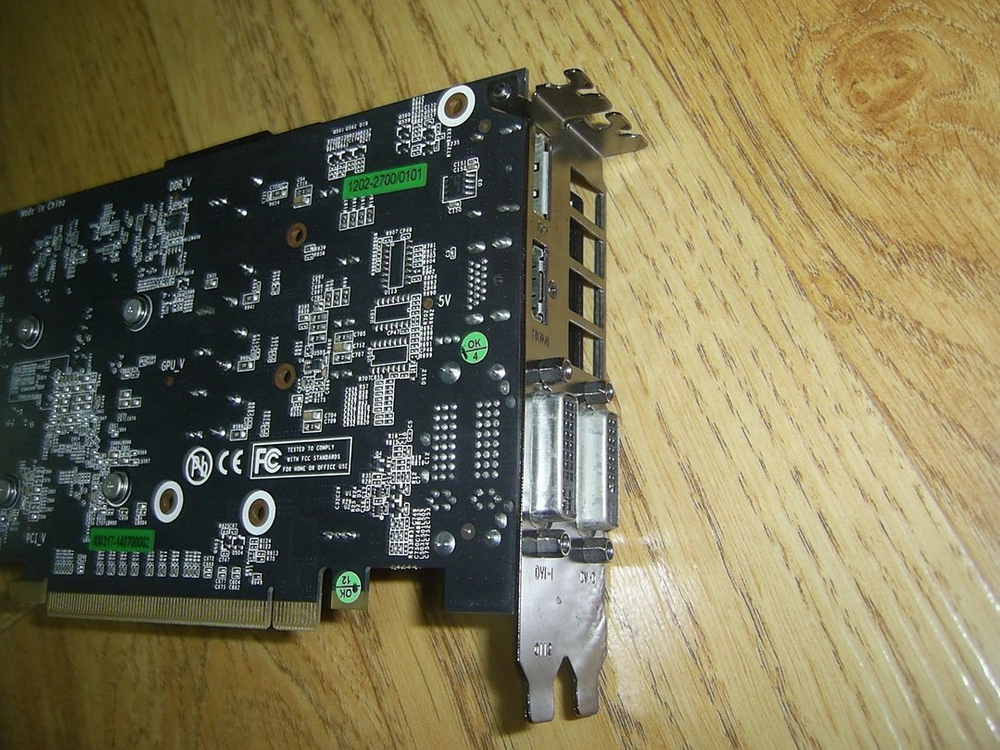 성느좋은 GTX 750 그래픽카드 이미지