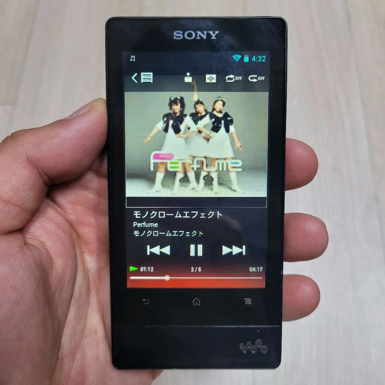 소니 디지털 미디어 플레이어 NW-F805 이미지