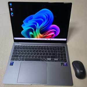 새상품 갤럭시 북5 프로 노트북 울트라5 32램 SSD 256GB 이미지